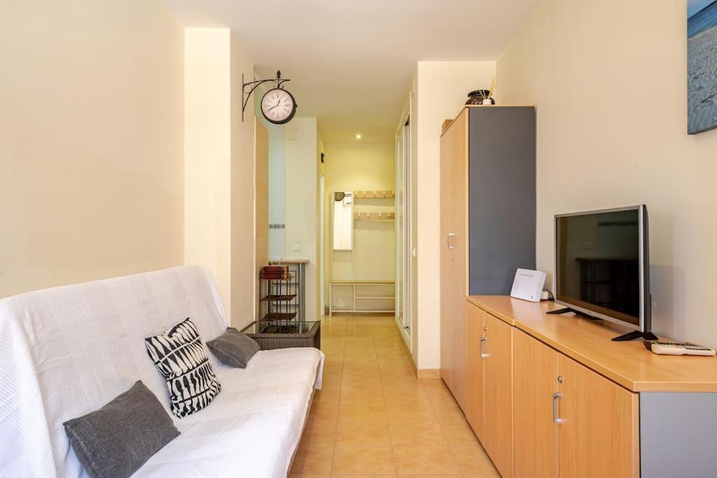 Perfect Location, 50 M Away And Pool Lejlighed Benalmádena