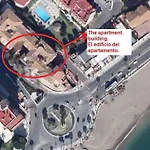 Perfect Location, Beach 50 M Away And Pool