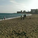 Perfect Location, Beach 50 M Away And Pool